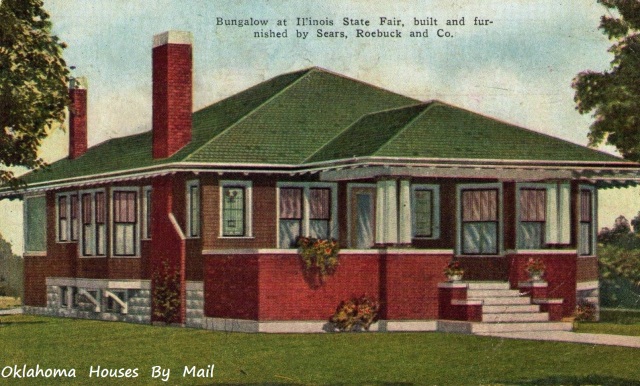 This postcard, also from the Springfield Illinois State Fair set, showed what the Sears Modern Homes Avondale would look like built on the ground and not the fair pavilion. Take a close look at those art glass windows and then the Mangum house. I believe those are a match! I would love close up photos of those windows! 