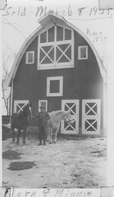 In 1928 Edwin Binkert ordered a barn from the Gordon Van Tine Company in Davenport Iowa, just a short 250 miles east. Construction of the barn was completed by local carpenters on Aug. 16, 1928. 